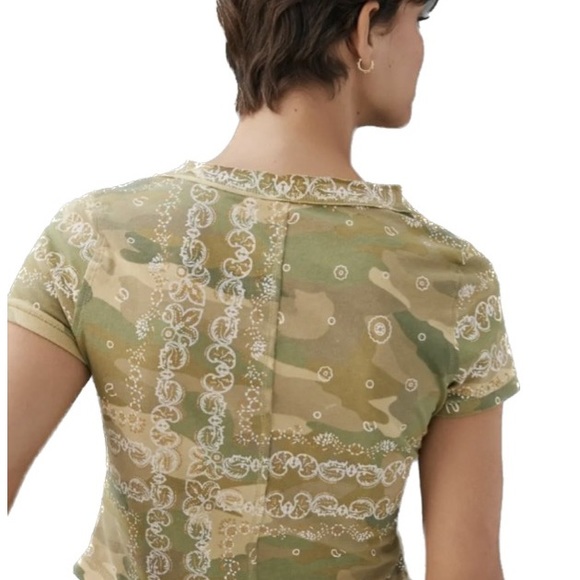 Anthropologie Pilcro Everyday Cropped Tee Bohemian Paisley Camo Print Size Large - Picture 3 of 8